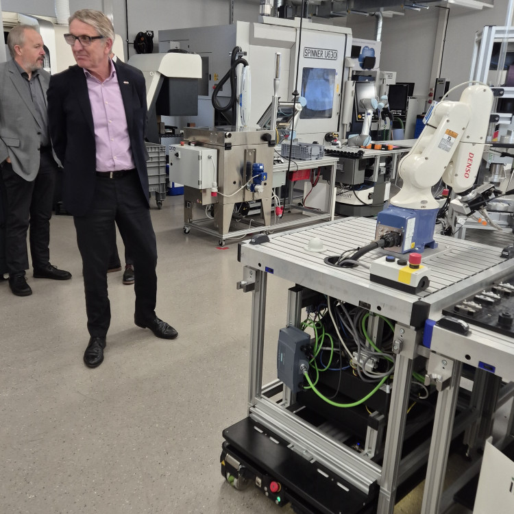 Foto vom Album Visit of WKO president Styria, Josef Jerk